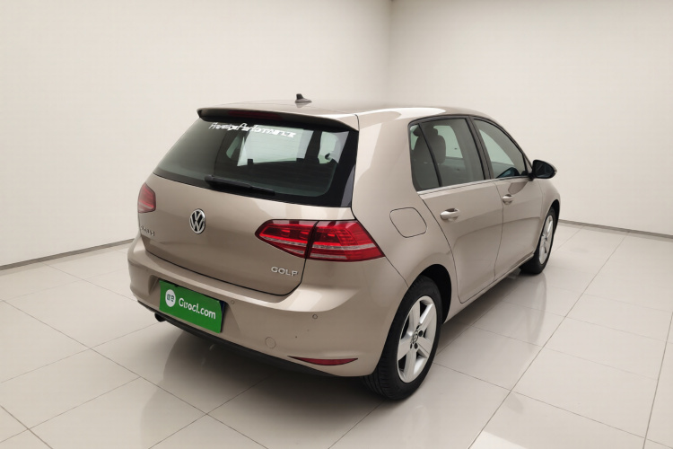 大众 高尔夫 2015款 1.6L 自动舒适型车身外观7