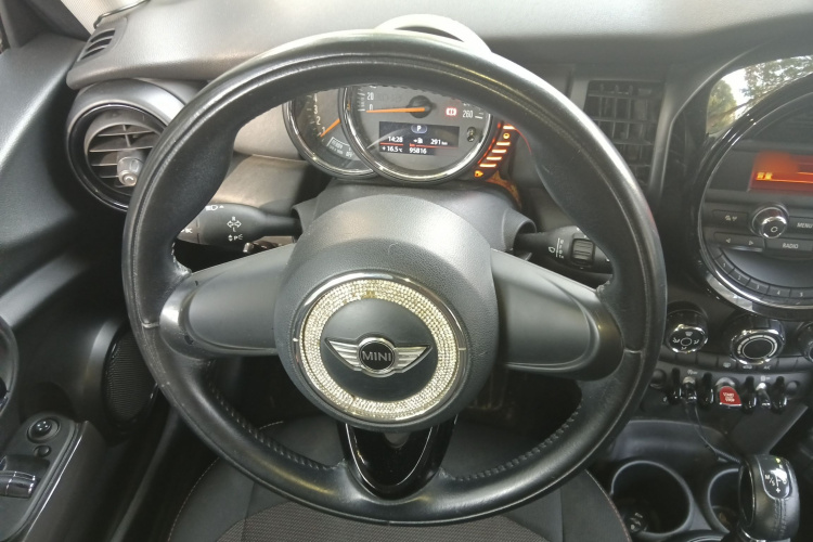 MINI 2014款 1.2T ONE局部细节13