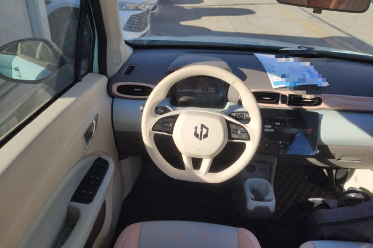 零跑汽车 零跑T03 2025款 403舒享版中控内饰13