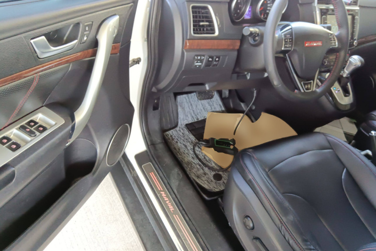 哈弗H6 2014款 运动版 2.4L 自动精英型中控内饰20