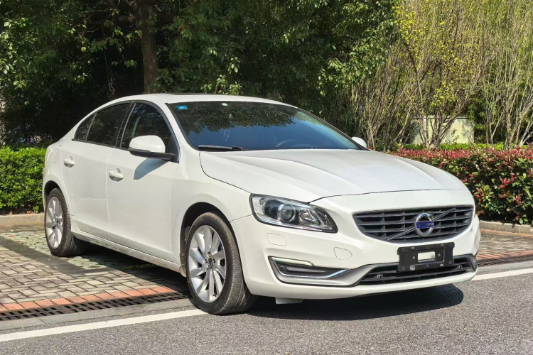 沃尔沃S60 2017款 S60L T4 智远版车身外观6005