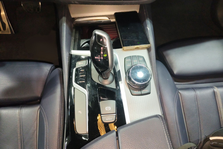 宝马5系(进口) 2019款 525i M运动套装局部细节18