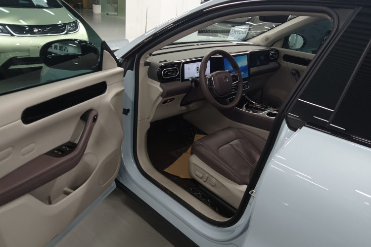 零跑汽车 零跑C11 2023款 增程 300舒享版中控内饰7003