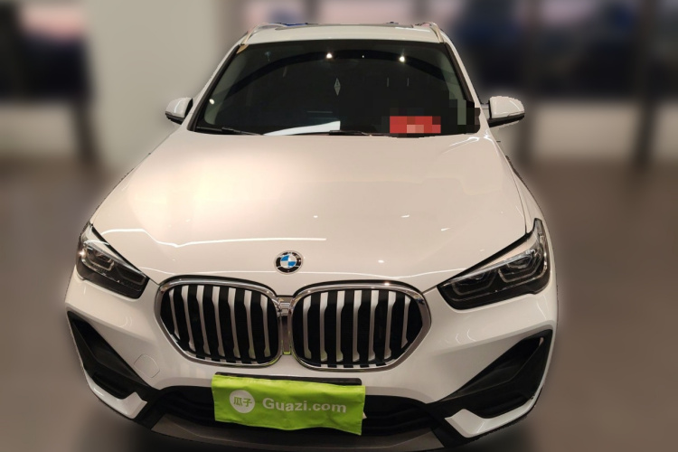 宝马X1 2022款 sDrive25Li 领先型车身外观2