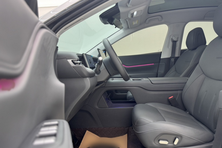 小鹏G6 2025款 625 长续航 Max 科技版中控内饰7007