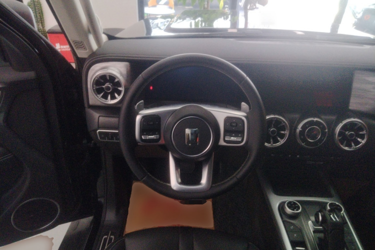 坦克300 2024款 2.0T 征服者中控内饰13