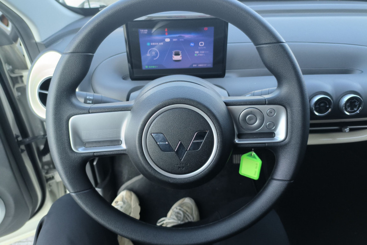 五菱汽车 五菱缤果 2024款 203km 轻享款中控内饰13