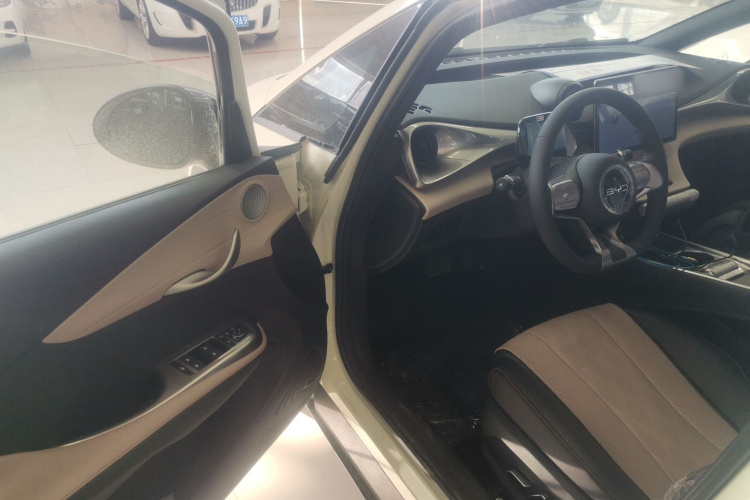 比亚迪 海豚 2025款 420km 自由版中控内饰20