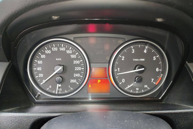 宝马X1 2013款 sDrive18i 运动设计套装局部细节14