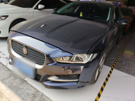 捷豹XE 2017款 2.0T 200PS R-Sport