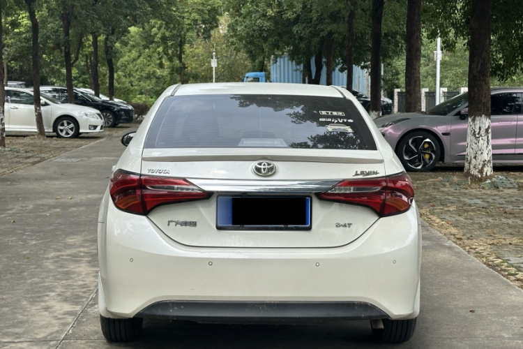 丰田 雷凌 2017款 改款 185T CVT精英版 国V车身外观6006