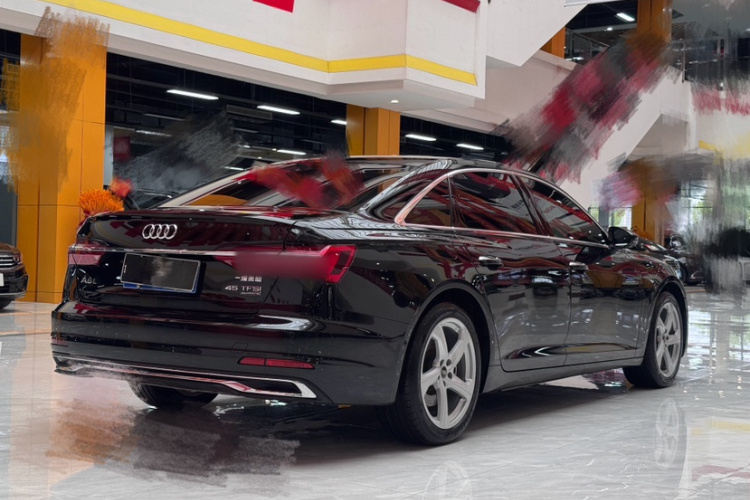 奥迪A6L 2024款 45 TFSI quattro 臻选致雅型车身外观6005