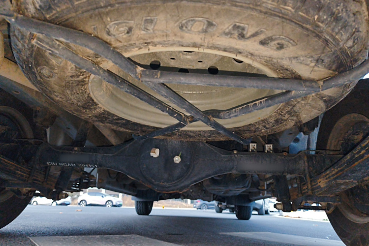 长安凯程 长安睿行M60 2023款 1.5L GDI舒适型客车6/7座局部细节9009