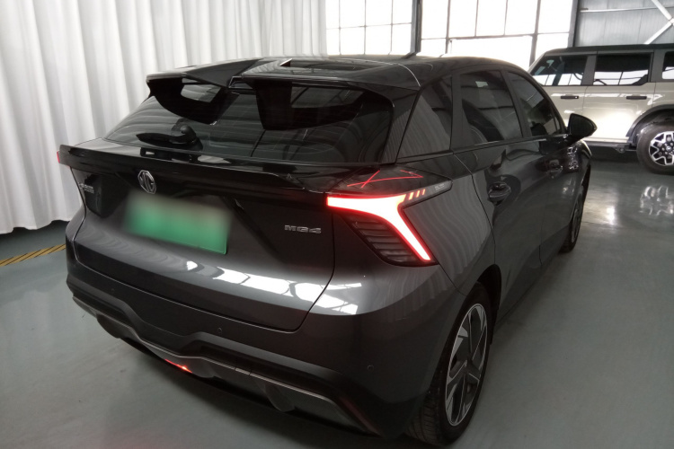 名爵 MG4 EV 2023款 415km 出海冠军版车身外观7