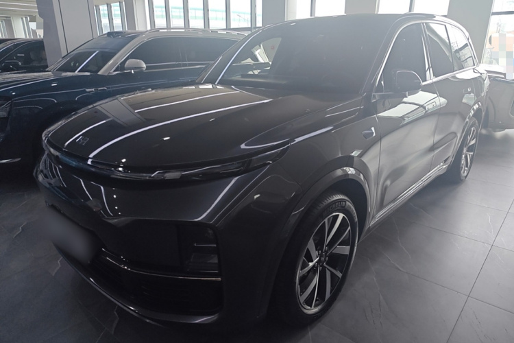 理想汽车 理想L8 2023款 Air车身外观1