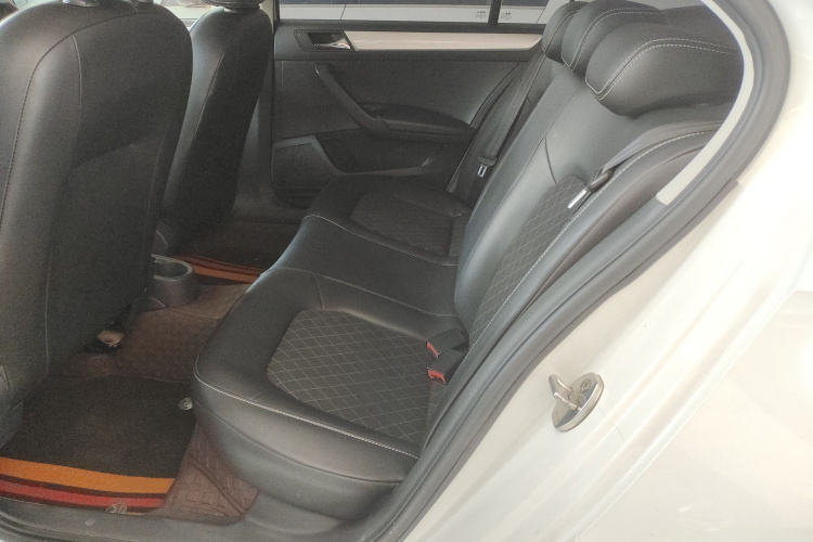 斯柯达 昕锐 2018款 1.6L 自动舒适版中控内饰21