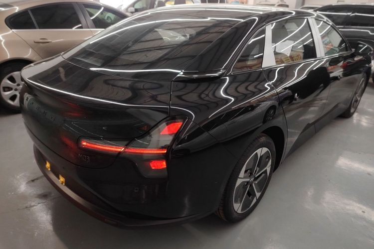 小鹏MONA M03 2025款 515 长续航 Plus车身外观7