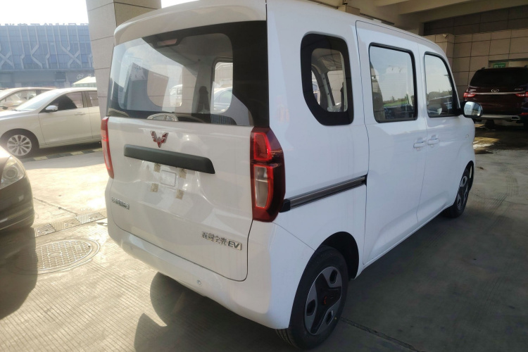 五菱汽车 五菱之光新能源 2025款 201km 标准型车身外观6005