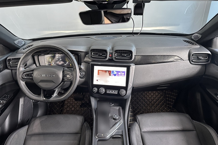 领克03 2022款 2.0TD DCT劲Pro中控内饰7001