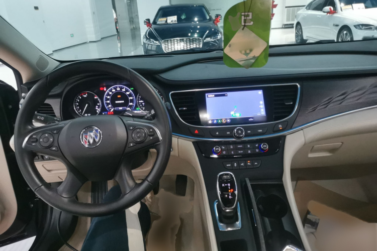 别克 君越 2022款 Avenir艾维亚 先享型中控内饰7002