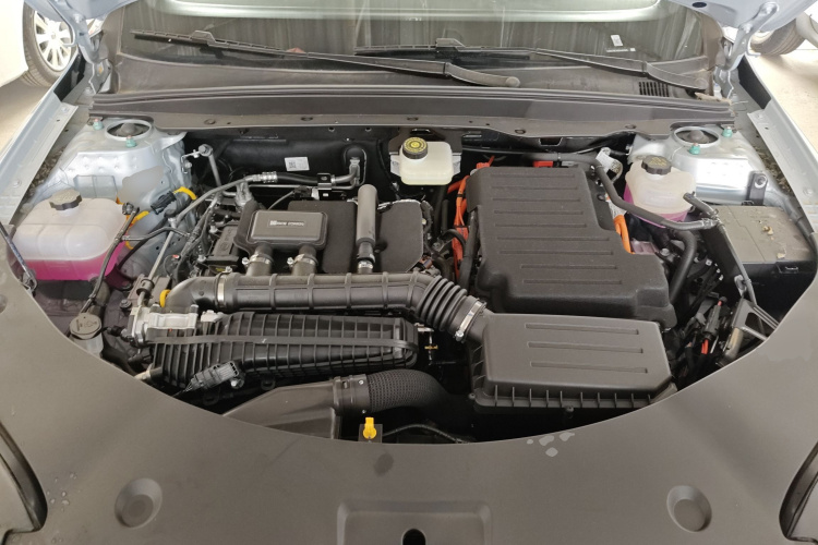 比亚迪 秦PLUS 2025款 DM-i 智驾版 55KM领先型机舱底盘24