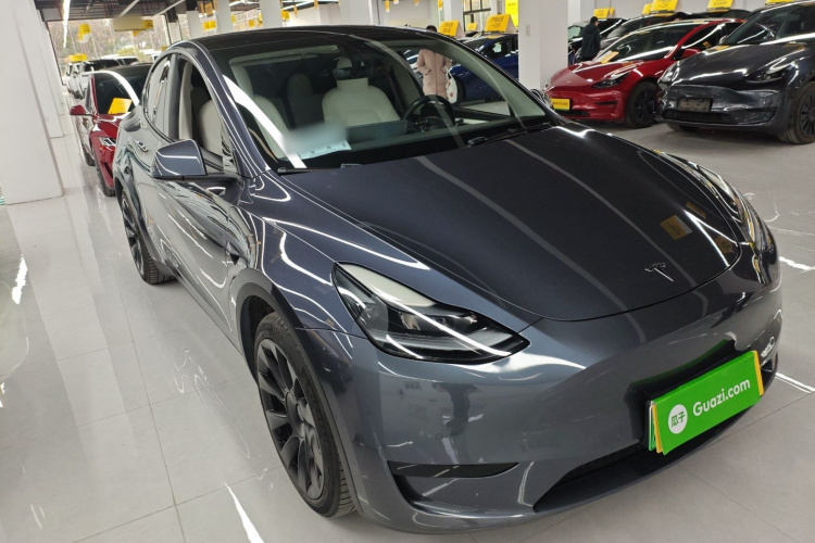 特斯拉 Model Y 2022款 后轮驱动版车身外观6002