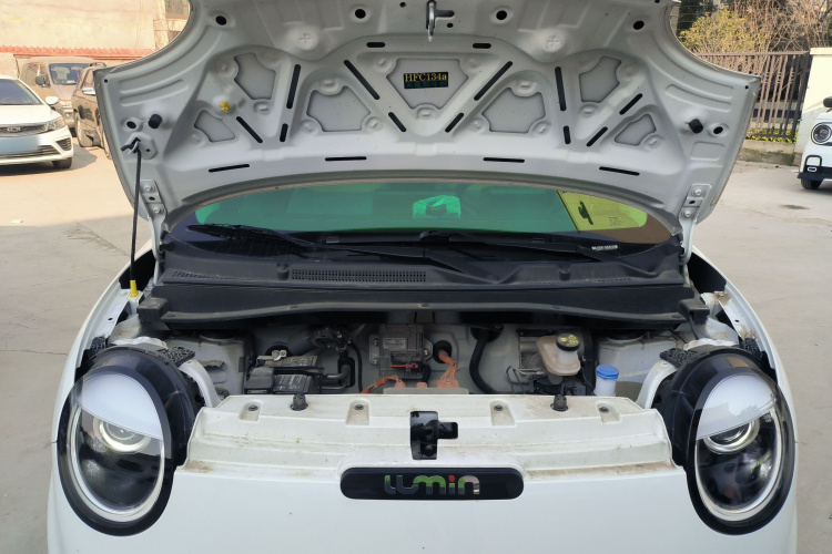 长安启源 长安Lumin 2023款 205km 香沁款机舱底盘24