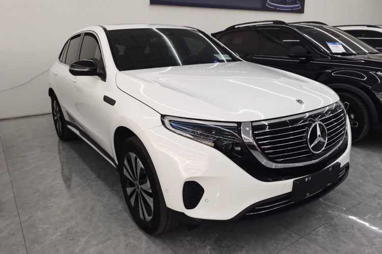 奔驰EQC 2021款 EQC 350 4MATIC车身外观3