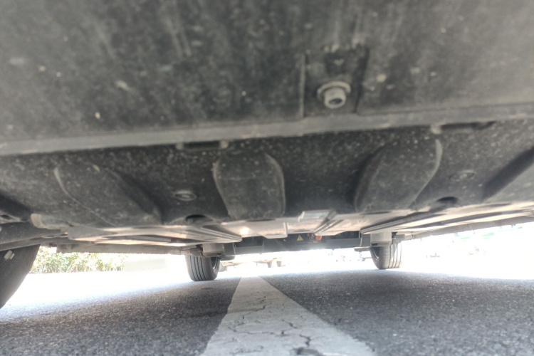 五菱汽车 五菱缤果 2023款 203km 舒享款局部细节9008