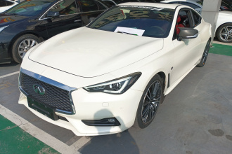英菲尼迪Q60 2019款 S 2.0T 豪华运动版