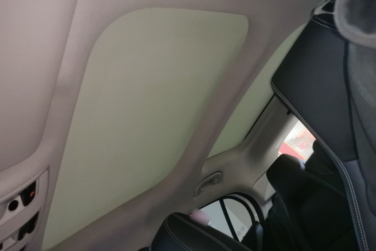 奔驰GLA 2018款 GLA 200 时尚型局部细节22