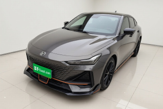 长安UNI-V 2022款 1.5T 运动版