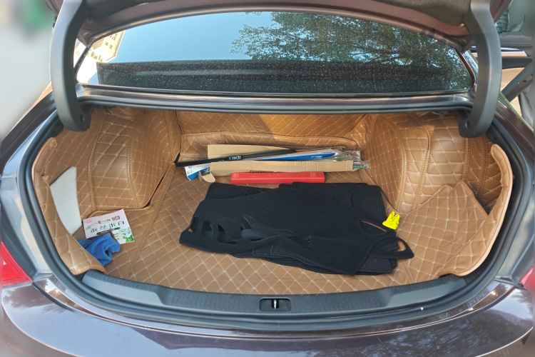 别克 君越 2016款 28T 旗舰型局部细节23