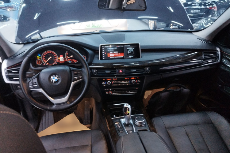 宝马X5(进口) 2018款 xDrive35i 典雅型中控内饰7002