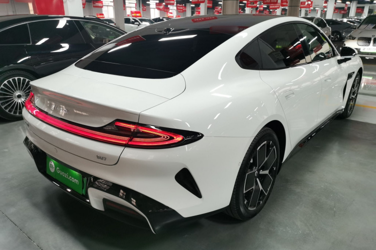 小米汽车 小米SU7 2024款 后驱超长续航高阶智驾Pro版车身外观7