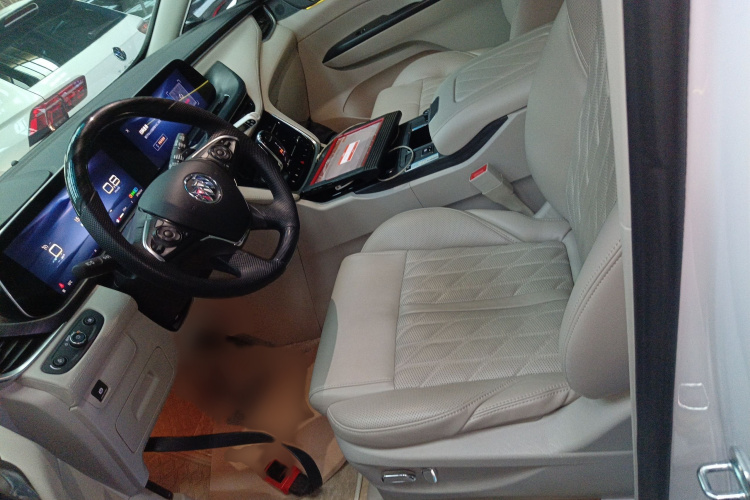 别克GL8 2023款 ES陆尊 舒适型局部细节19