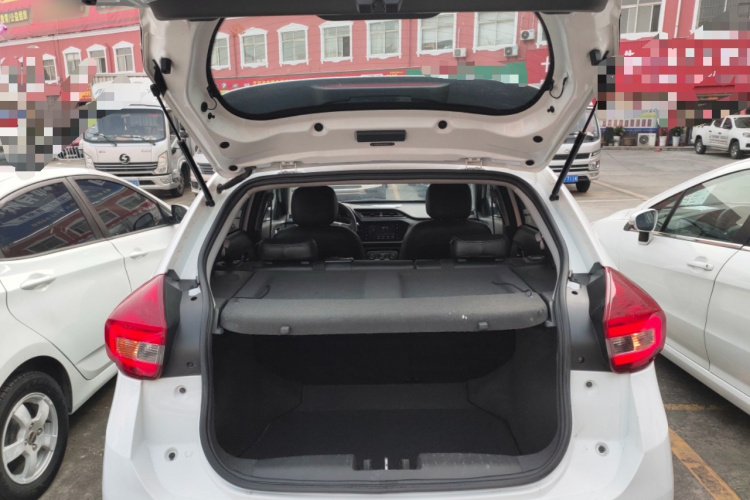 奇瑞 瑞虎3X 2018款 1.5L 手动精英版局部细节23