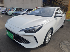 荣威i5 2026款 1.5L CVT豪华版