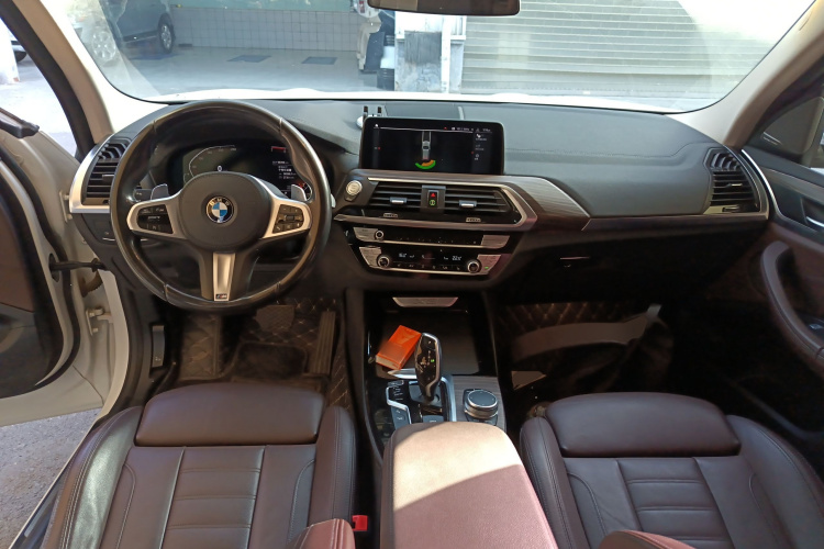 宝马X3 2020款  xDrive28i M运动套装中控内饰12