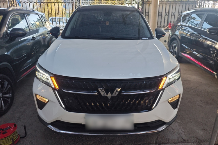 五菱汽车 五菱星辰 2022款 2.0L DHT电速款车身外观2