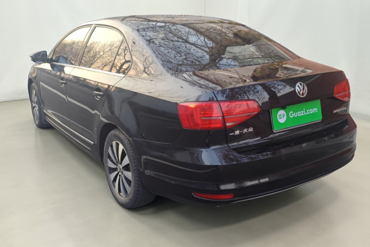 大众 速腾 2017款 1.6L 手动舒适型车身外观5