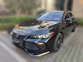 丰田 亚洲龙 2019款 双擎 2.5L XLE尊贵版 国VI