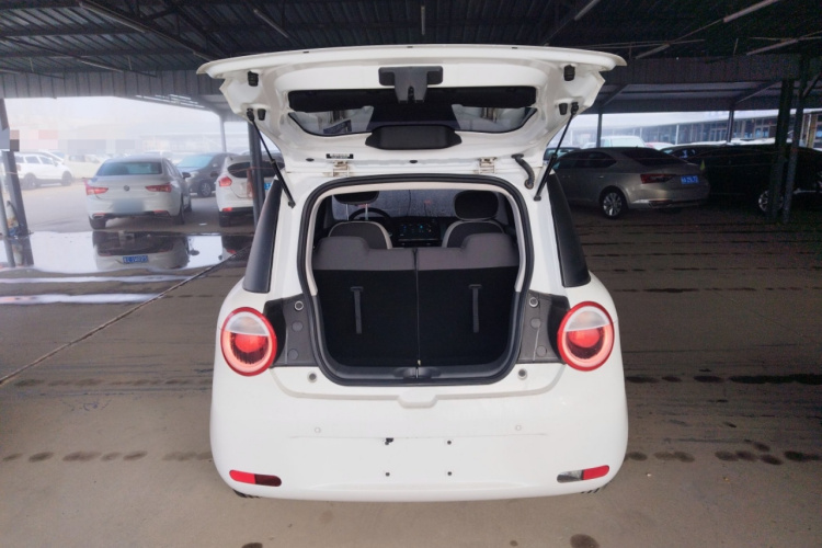 长安启源 长安Lumin 2023款 205km 香沁款机舱底盘23