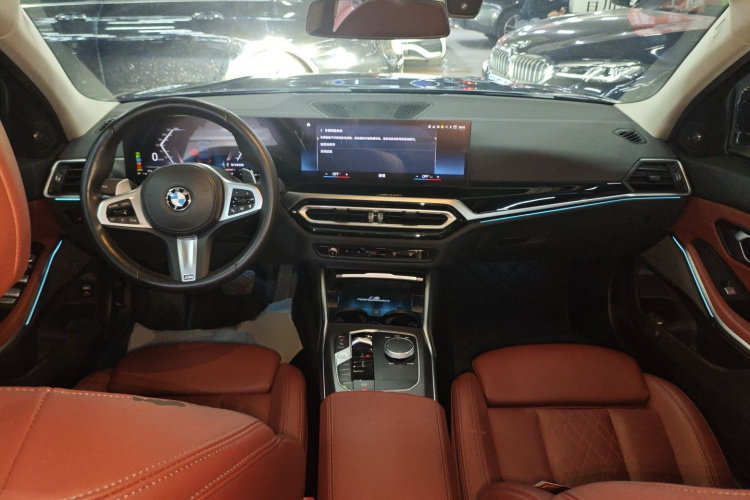 宝马3系 2023款 325Li M运动曜夜套装中控内饰12