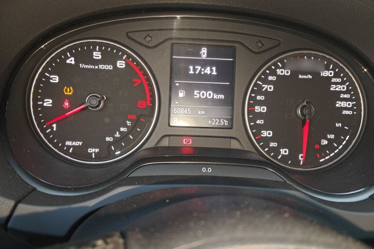 奥迪A3 2019款 Sportback 35 TFSI 时尚型 国V局部细节14