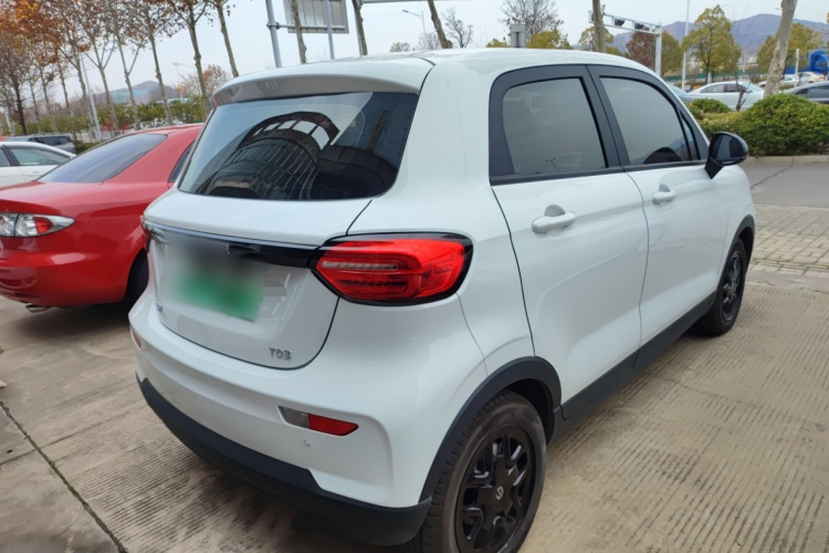 零跑汽车 零跑T03 2025款 310舒享版车身外观7