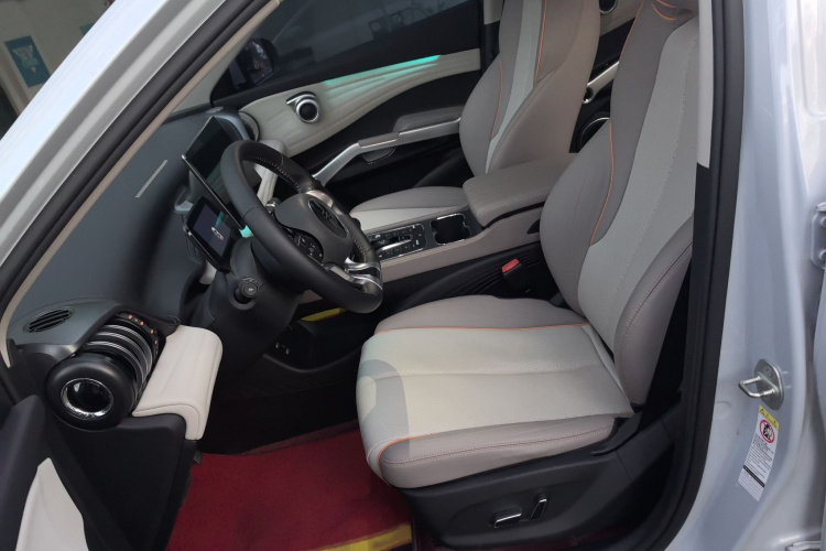 比亚迪 元PLUS 2024款 荣耀版 510KM 领先型局部细节19