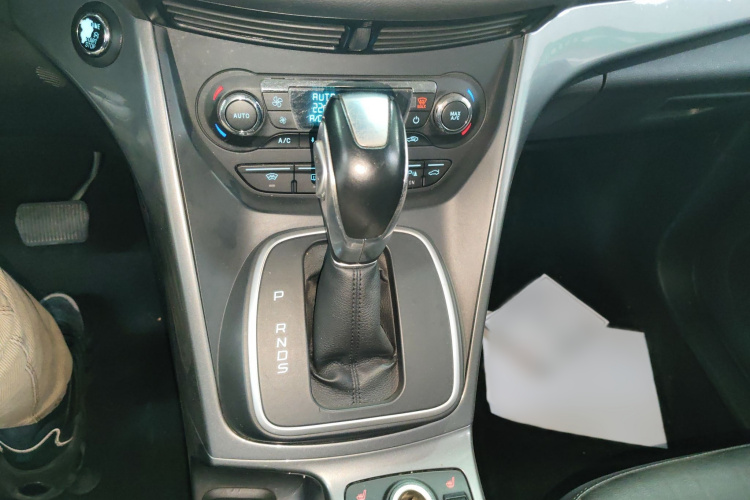 福特 翼虎 2015款 2.0L GTDi 四驱尊贵型局部细节18