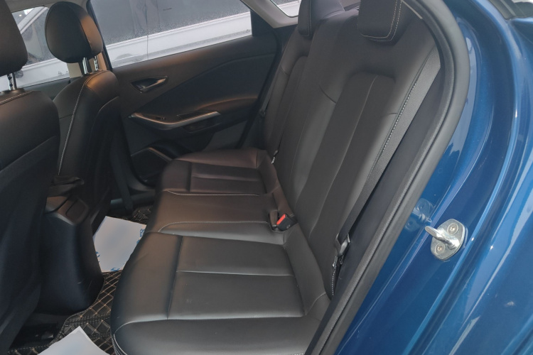 现代 菲斯塔 2019款 240TGDi 运动版 国V中控内饰7004