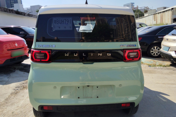 五菱汽车 宏光MINIEV 2022款 马卡龙臻享款 磷酸铁锂车身外观6